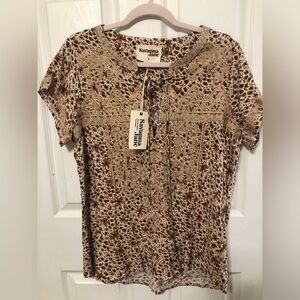 NWT Savanna Jane Brown Patterned Women's Top
